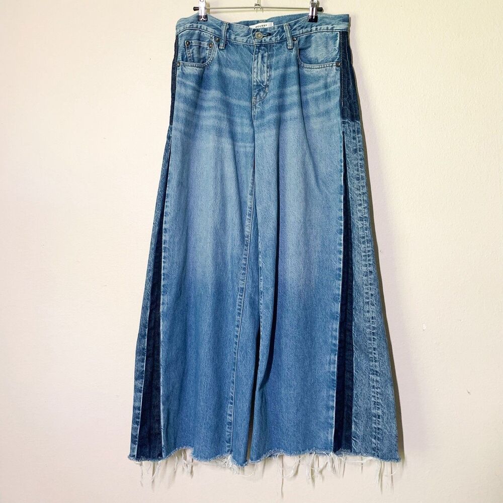 Moussy Vintage Remake Baggy Jeans 28 Waverly Blue Medium Wash Raw Hem Japan